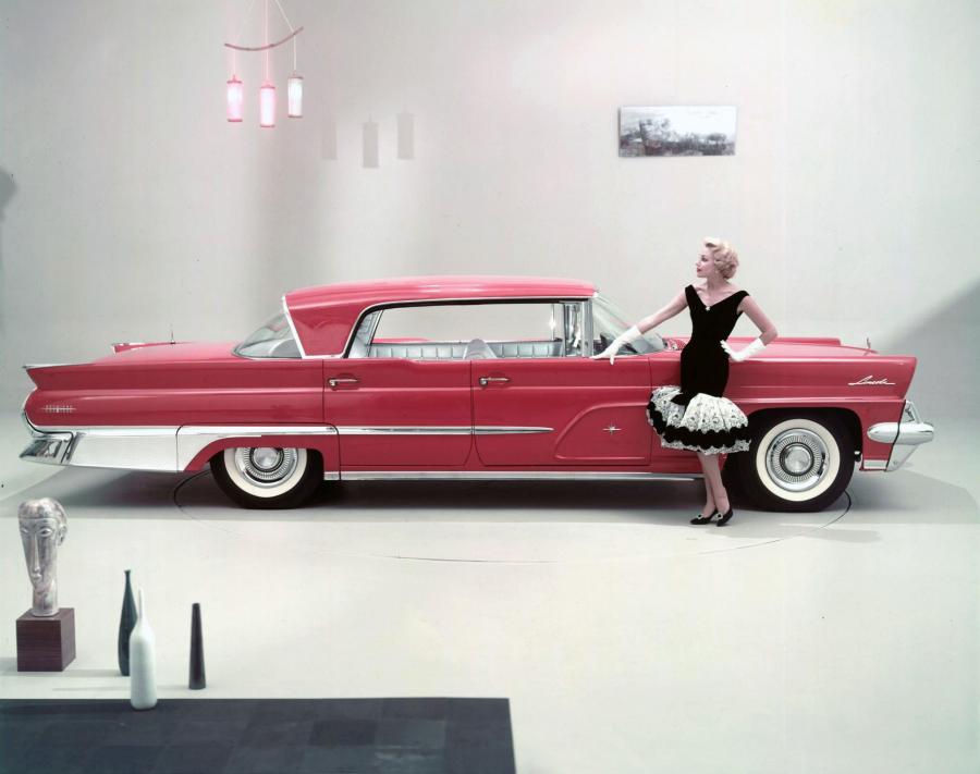  Lincoln Premiere Landau 4-Door Hardtop (7B) 1959 года  (фото 6 из 9)